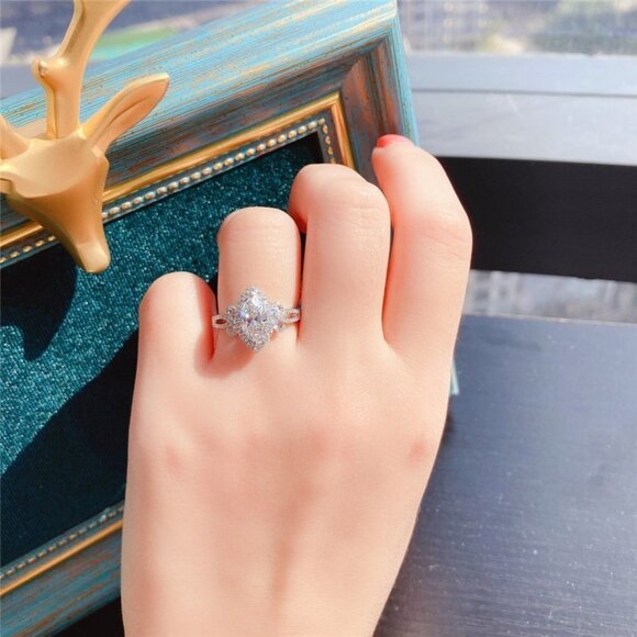 💎Beautiful Marquis Noble Women Pure Zircon Silver DaintyFashion Ring,UNV… - Picture 3 of 6